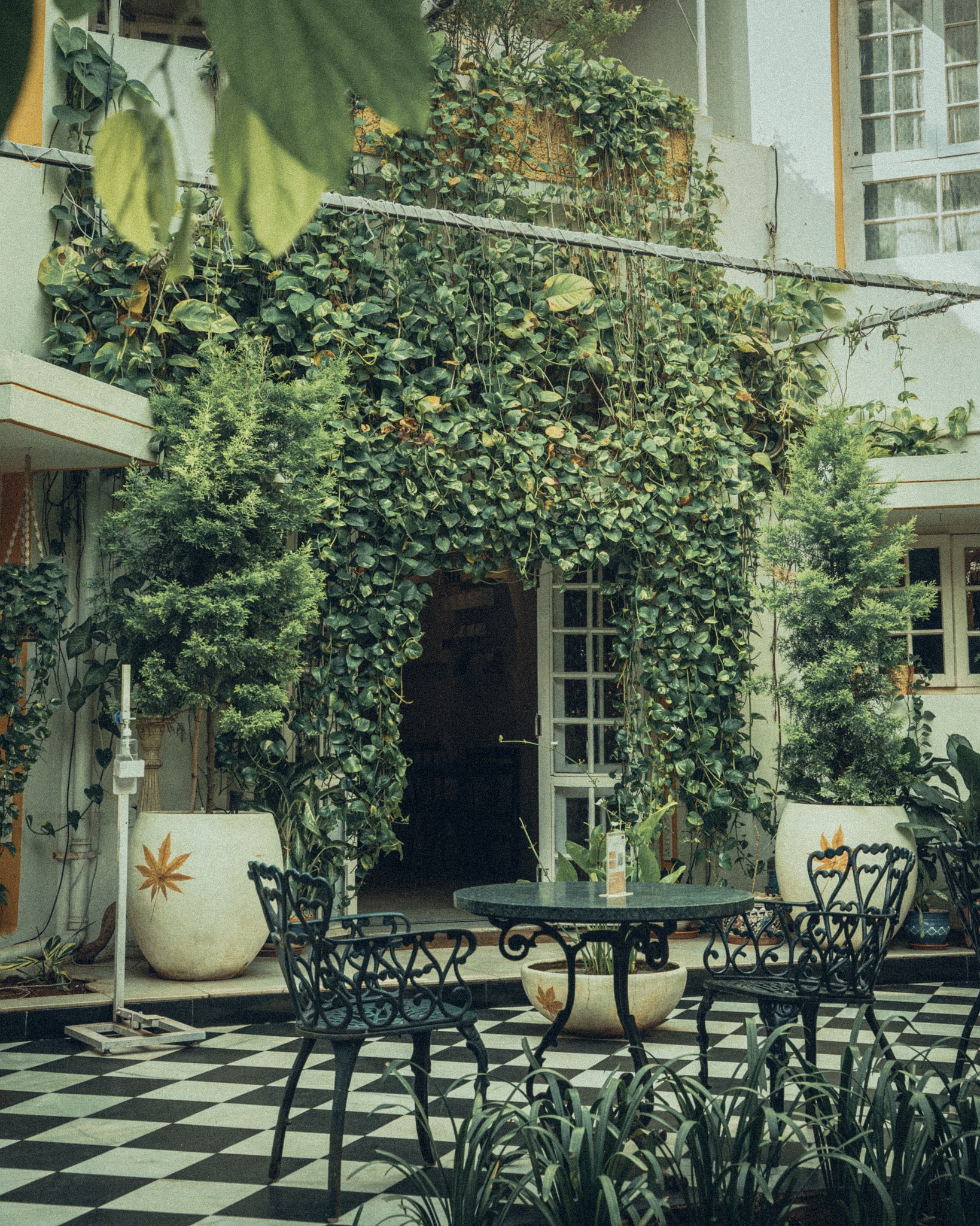 Roastery Coffee House